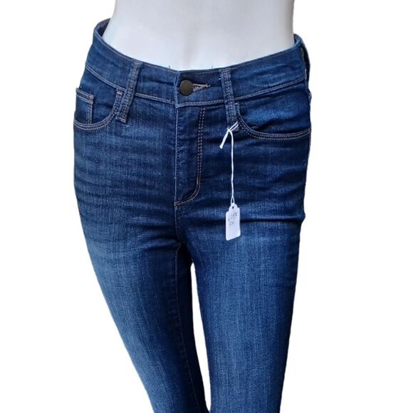 624320....Universal Thread Skinny Jeans Size 00/24R, 8" Rise - Picture 1 of 5